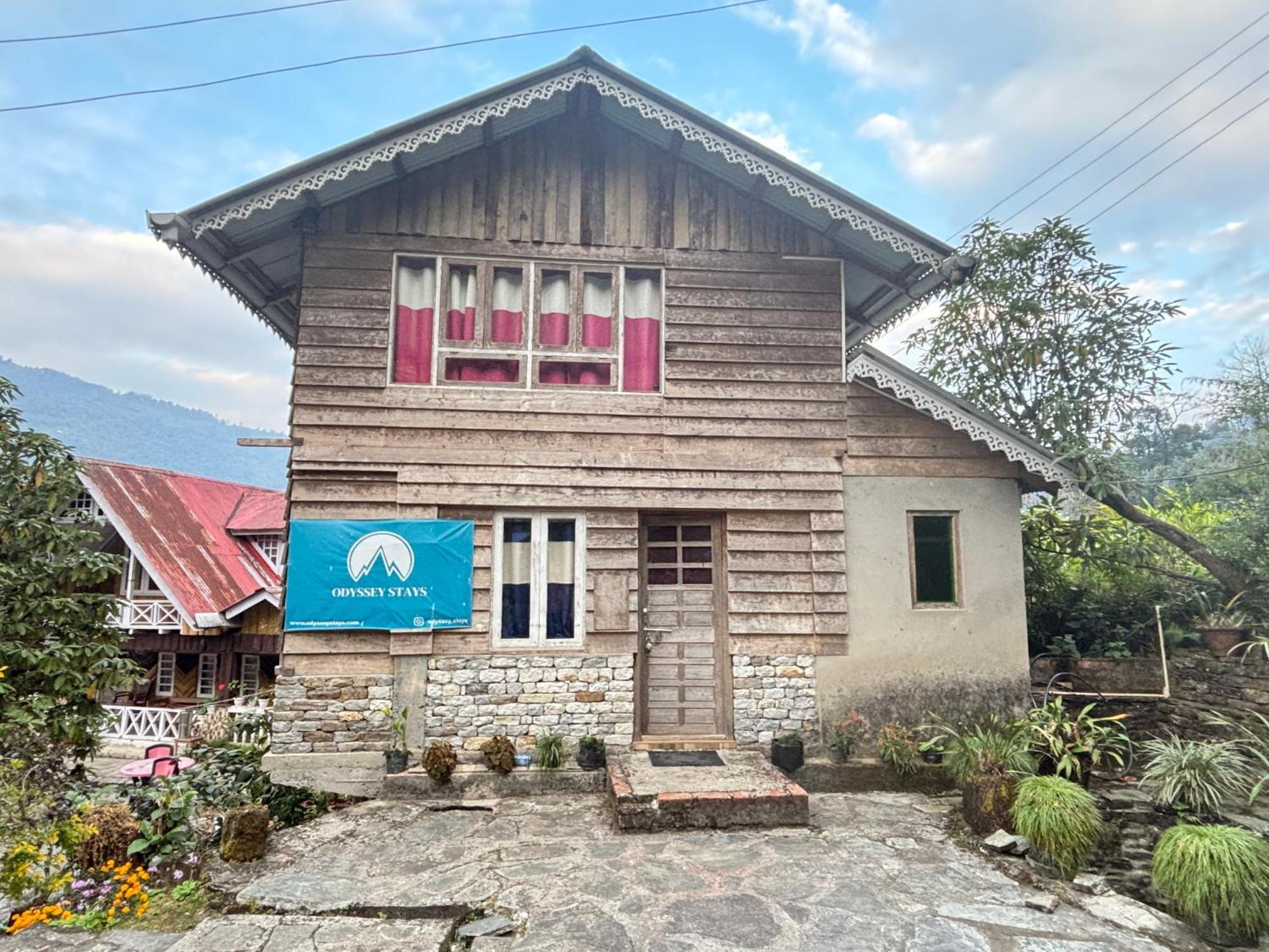 Odyssey'S Darap Eco Retreat Apartment Pelling Exterior photo