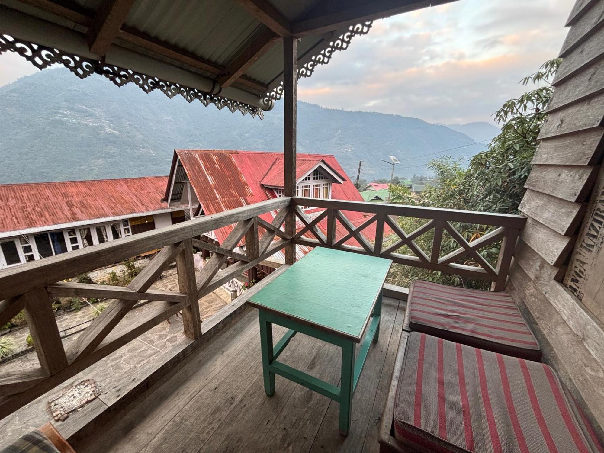 Odyssey'S Darap Eco Retreat Apartment Pelling Exterior photo